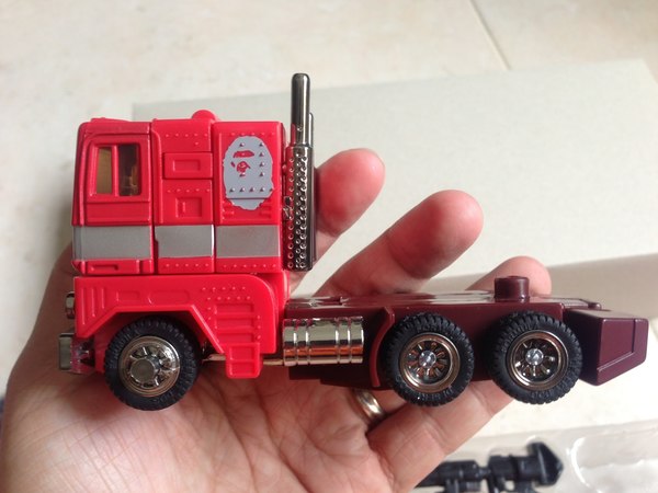 BAPE Red Cammo Convoy Exclusive Optimus Prime Figure Out The Box Image  (16 of 41)